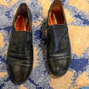 Fits & feels like a jazz shoe